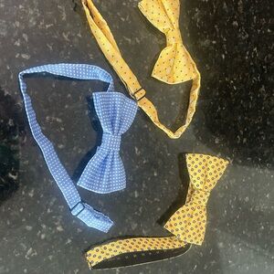 Stylish Yellow and Blue Bow Tie Set